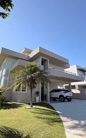 Casa de condomínio à venda com 340m², 3 quartos e 4 vagasFachada