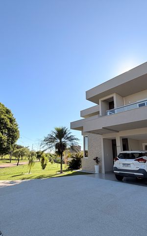 Casa de condomínio à venda com 340m², 3 quartos e 4 vagasFachada