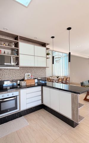 Casa de condomínio à venda com 340m², 3 quartos e 4 vagasCozinha