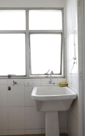 Apartamento à venda com 75m², 2 quartos e 1 vagaÁrea de Serviço