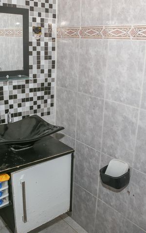 Apartamento à venda com 74m², 2 quartos e sem vagaBanheiro