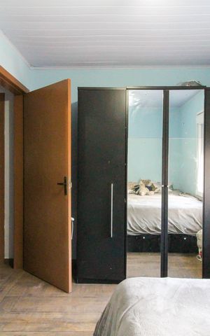 Casa à venda com 200m², 3 quartos e 1 vaga Casa à venda com 200m², 3 quartos e 1 vagaSuíte