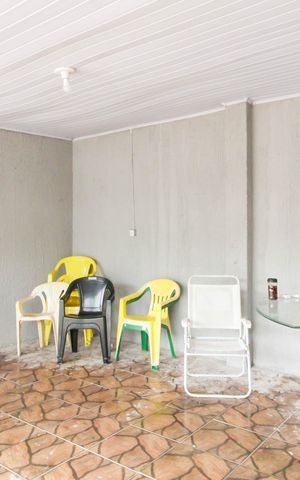 Casa à venda com 200m², 3 quartos e 1 vaga Casa à venda com 200m², 3 quartos e 1 vagaÁrea externa