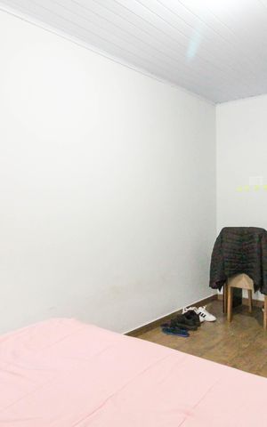Casa à venda com 200m², 3 quartos e 1 vaga Casa à venda com 200m², 3 quartos e 1 vagaQuarto 1