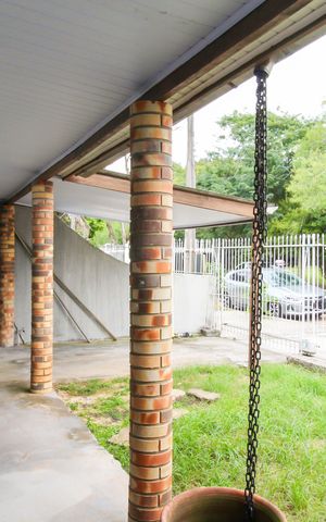 Casa à venda com 200m², 3 quartos e 1 vaga Casa à venda com 200m², 3 quartos e 1 vagaÁrea externa