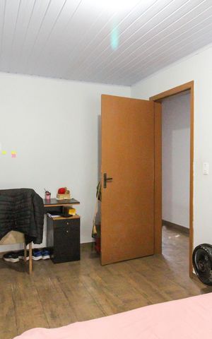 Casa à venda com 200m², 3 quartos e 1 vaga Casa à venda com 200m², 3 quartos e 1 vagaQuarto 1