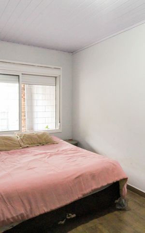 Casa à venda com 200m², 3 quartos e 1 vaga Casa à venda com 200m², 3 quartos e 1 vagaQuarto 1