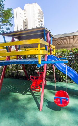 Apartamento para alugar com 94m², 2 quartos e 2 vagasÁrea comum - Playground