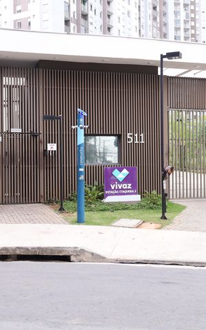 Apartamento à venda com 42m², 2 quartos e 1 vagaPlaca instalada na fachada do condomínio - Código da placa: IYJT-63