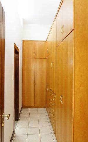 Casa à venda com 450m², 4 quartos e 4 vagasCloset da suíte 4
