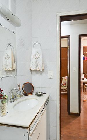 Apartamento à venda com 79m², 3 quartos e 1 vaga Apartamento à venda com 79m², 3 quartos e 1 vagaBanheiro Social