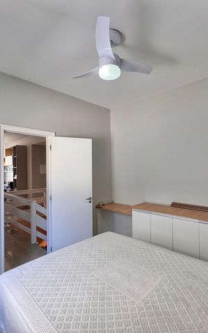 Casa de condomínio à venda com 310m², 4 quartos e 3 vagas Casa de condomínio à venda com 310m², 4 quartos e 3 vagasSuite 4