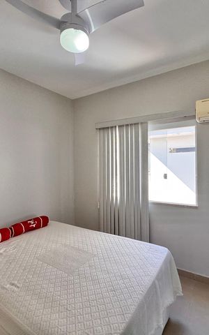 Casa de condomínio à venda com 310m², 4 quartos e 3 vagas Casa de condomínio à venda com 310m², 4 quartos e 3 vagasSuite 4