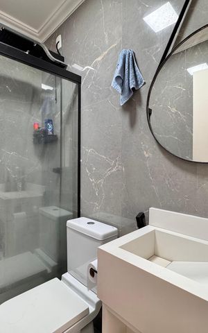 Casa de condomínio à venda com 310m², 4 quartos e 3 vagas Casa de condomínio à venda com 310m², 4 quartos e 3 vagasBanheiro Social