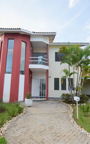Casa de condomínio para alugar com 363m², 5 quartos e 6 vagas Casa de condomínio para alugar com 363m², 5 quartos e 6 vagasFachada da Casa
