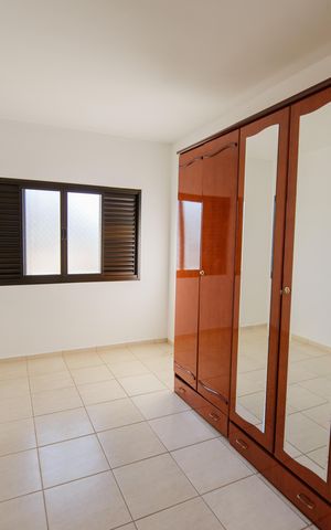 Casa de condomínio para alugar com 363m², 5 quartos e 6 vagas Casa de condomínio para alugar com 363m², 5 quartos e 6 vagasSuíte 1