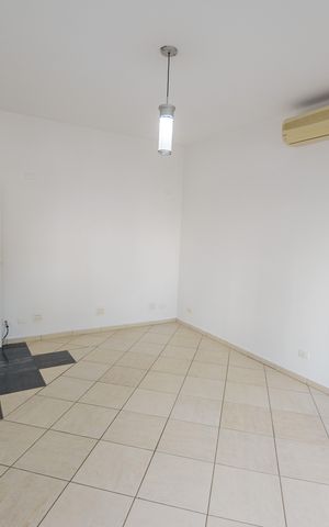 Casa de condomínio para alugar com 363m², 5 quartos e 6 vagas Casa de condomínio para alugar com 363m², 5 quartos e 6 vagasSala de TV