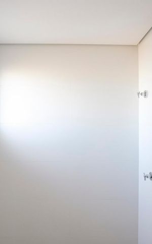 Apartamento à venda com 69m², 2 quartos e 2 vagasBanheiro da suíte