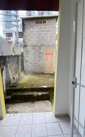 Casa para alugar com 82m², 2 quartos e 1 vaga Casa para alugar com 82m², 2 quartos e 1 vagaÁrea comum