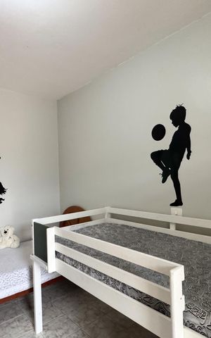 Casa à venda com 276m², 3 quartos e 2 vagas Casa à venda com 276m², 3 quartos e 2 vagasQuarto 2