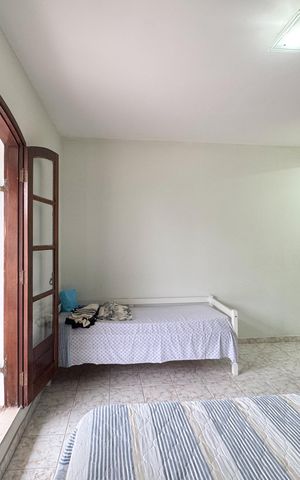 Casa à venda com 276m², 3 quartos e 2 vagas Casa à venda com 276m², 3 quartos e 2 vagasSuíte