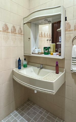 Casa à venda com 276m², 3 quartos e 2 vagas Casa à venda com 276m², 3 quartos e 2 vagasBanheiro Social