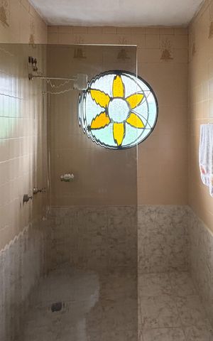 Casa à venda com 276m², 3 quartos e 2 vagas Casa à venda com 276m², 3 quartos e 2 vagasBanheiro - Suíte