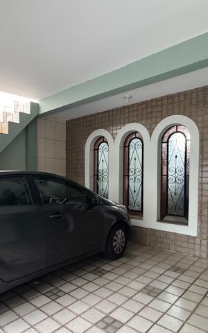 Casa à venda com 276m², 3 quartos e 2 vagas Casa à venda com 276m², 3 quartos e 2 vagasGaragem