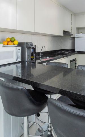 Apartamento à venda com 37m², 2 quartos e 2 vagasCozinha e Área de Serviço