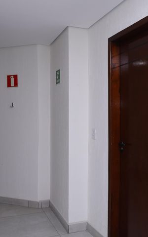 Apartamento à venda com 49m², 2 quartos e 1 vagaÁrea comum - Saguão do andar