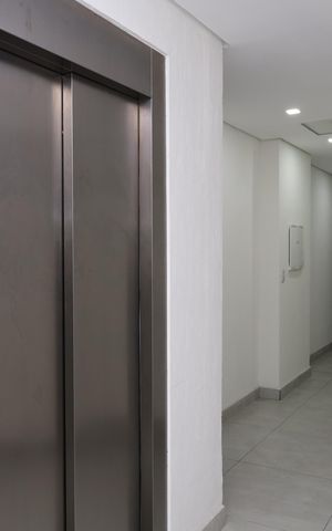 Apartamento à venda com 49m², 2 quartos e 1 vagaÁrea comum - Saguão do andar