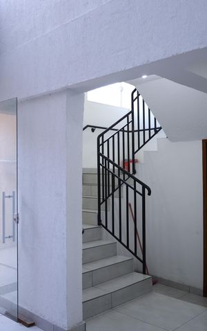 Apartamento à venda com 49m², 2 quartos e 1 vagaÁrea comum - Saguão do andar
