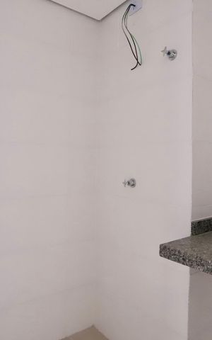 Apartamento à venda com 38m², 2 quartos e sem vaga Apartamento à venda com 38m², 2 quartos e sem vagaBanheiro