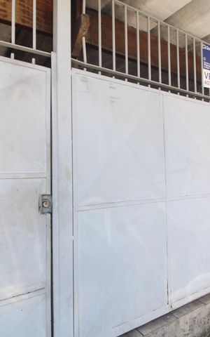 Casa à venda com 103m², 3 quartos e 3 vagasFachada
