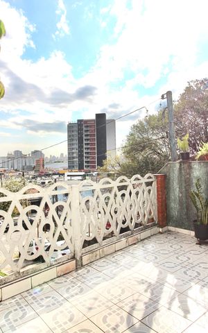Casa para alugar com 150m², 3 quartos e 2 vagas Casa para alugar com 150m², 3 quartos e 2 vagasQuintal