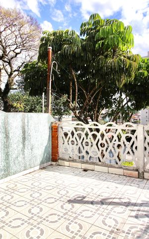 Casa para alugar com 150m², 3 quartos e 2 vagas Casa para alugar com 150m², 3 quartos e 2 vagasQuintal