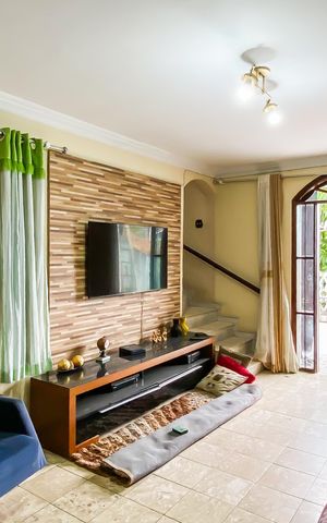 Casa para alugar com 150m², 4 quartos e 2 vagas