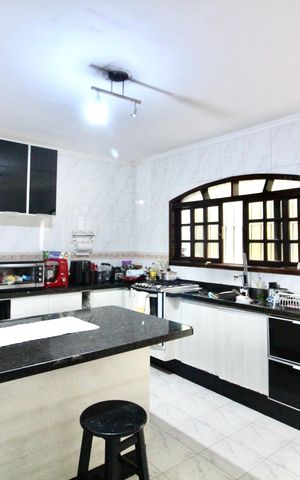 Casa para alugar com 150m², 2 quartos e 1 vaga Casa para alugar com 150m², 2 quartos e 1 vagaCozinha