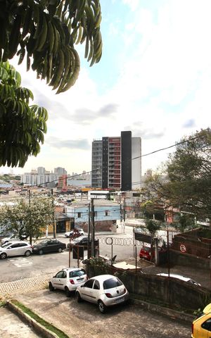 Casa para alugar com 150m², 2 quartos e 1 vaga Casa para alugar com 150m², 2 quartos e 1 vagaVista da Varanda Sala