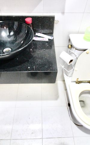 Casa para alugar com 150m², 2 quartos e 1 vaga Casa para alugar com 150m², 2 quartos e 1 vagaBanheiro 1