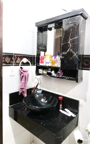 Casa para alugar com 150m², 2 quartos e 1 vaga Casa para alugar com 150m², 2 quartos e 1 vagaBanheiro 1