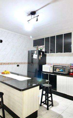 Casa para alugar com 150m², 2 quartos e 1 vaga Casa para alugar com 150m², 2 quartos e 1 vagaCozinha