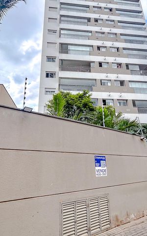 Apartamento à venda com 69m², 2 quartos e 1 vagaFachada com Plaquinha
