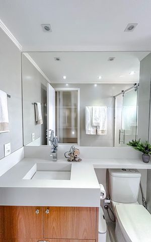 Apartamento à venda com 69m², 2 quartos e 1 vagaBanheiro da Suíte