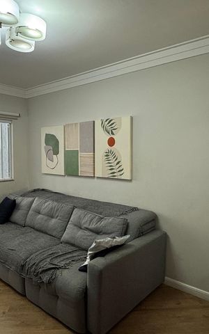 Casa à venda com 105m², 2 quartos e 2 vagasSala