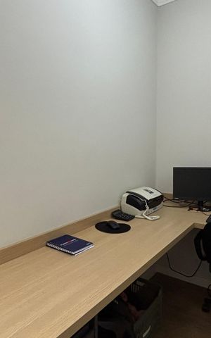 Casa à venda com 105m², 2 quartos e 2 vagasEscritório