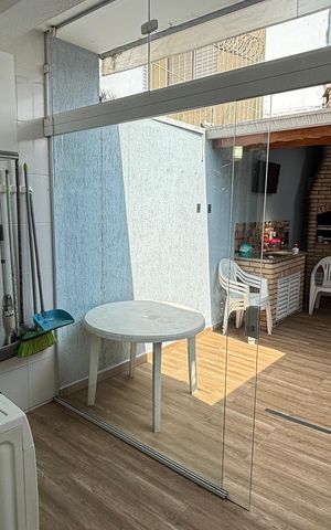 Casa à venda com 105m², 2 quartos e 2 vagasÁrea de Serviço