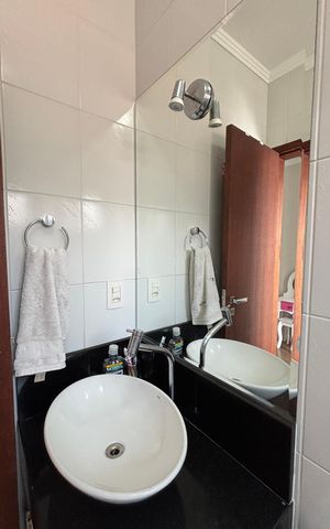 Casa à venda com 105m², 2 quartos e 2 vagasBanheiro da Suíte