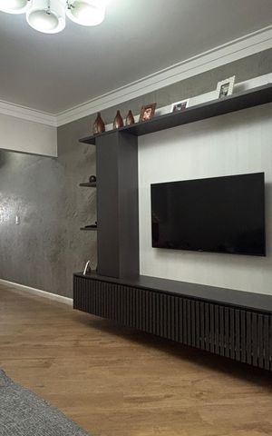 Casa à venda com 105m², 2 quartos e 2 vagasSala
