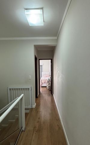 Casa à venda com 105m², 2 quartos e 2 vagasCorredor